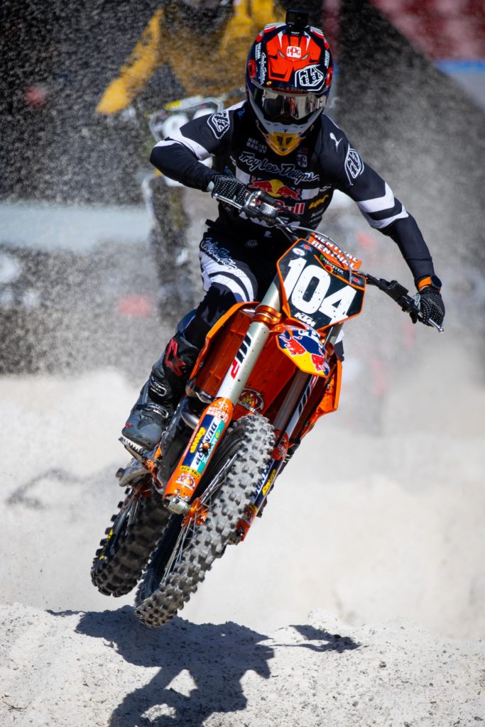 Brian Moreau racing dirtbike